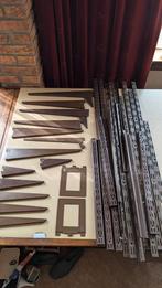 Vintage jaren 70 element systeem bruin voor wandplanken, Antiek en Kunst, Curiosa en Brocante, Ophalen