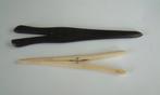 2 antieke handschoen spanner handschoenspanner 1 van been, Ophalen of Verzenden