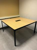 Kantoortafels / bureaus met kabelbox (140x140x73 cm) 2 stuks, Ophalen, Gebruikt, N.v.t., N.v.t.