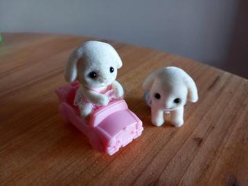 Sylvanian families hangoor konijn babies/roze speelvoertuig  beschikbaar voor biedingen