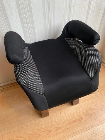 Zitverhoger auto 15-36 kg. als nieuw beschikbaar voor biedingen