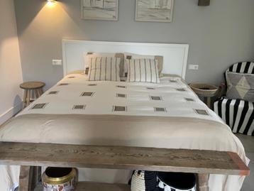 2-persoons dekbedhoes. Aardetinten patchwork wit beige.    P beschikbaar voor biedingen