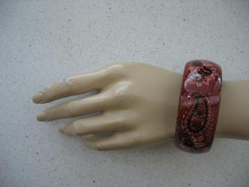 Armband- Bruin met Kasjmir Motief beschikbaar voor biedingen