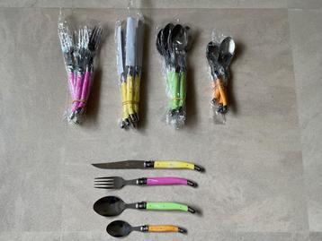 Laguiole 24 delig bestek verschillende kleuren heft nieuw  beschikbaar voor biedingen