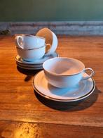 Vintage theekop en schotels van Douwe Egberts, Huis en Inrichting, Keuken | Servies, Gebruikt, Ophalen of Verzenden, Overige stijlen