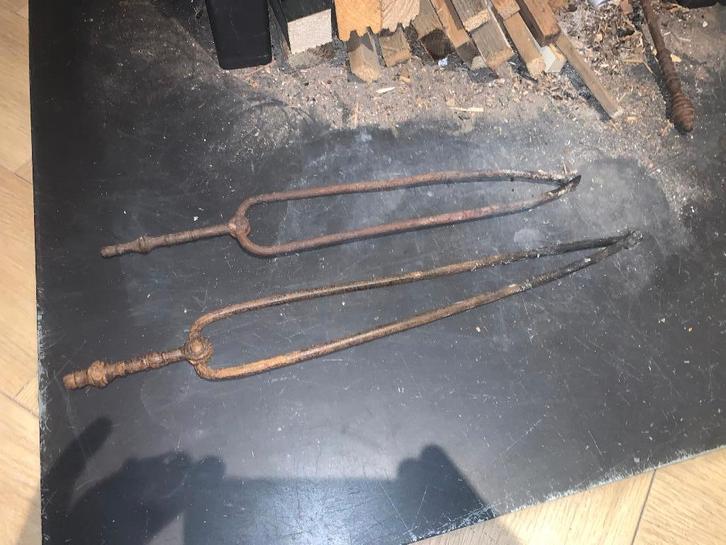 2x Antieke haardset kachelpook vuurtang houttang, Antiek en Kunst, Antiek | Woonaccessoires, Ophalen of Verzenden