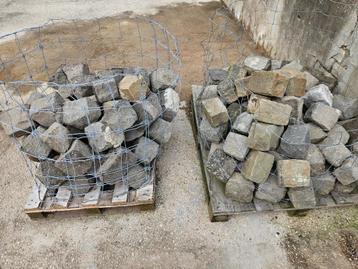 Mooie kasseien 2 pallets beschikbaar voor biedingen
