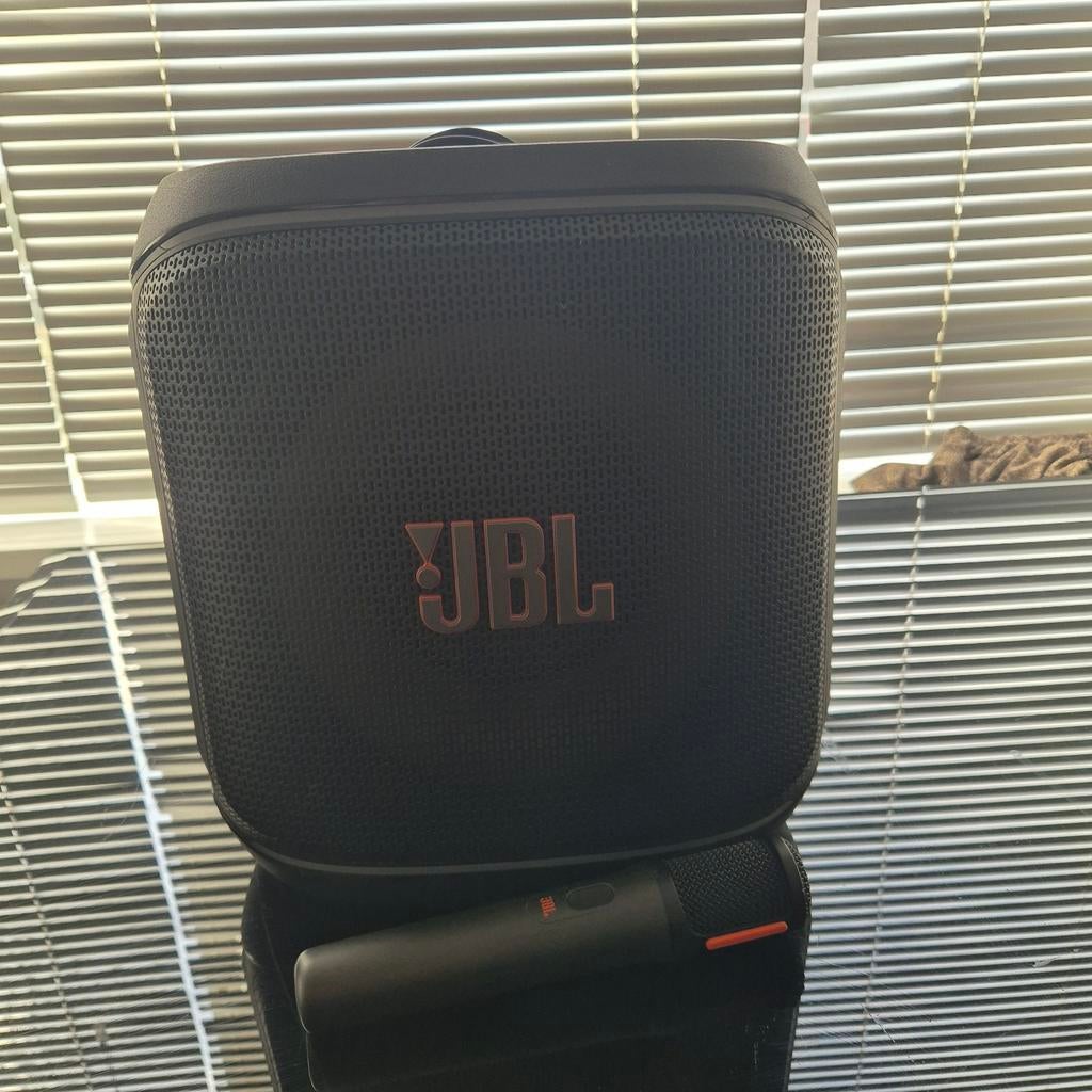 JBL Partybox Encore  2 Essential met Microfoon, Ophalen of Verzenden, Zo goed als nieuw, Complete set