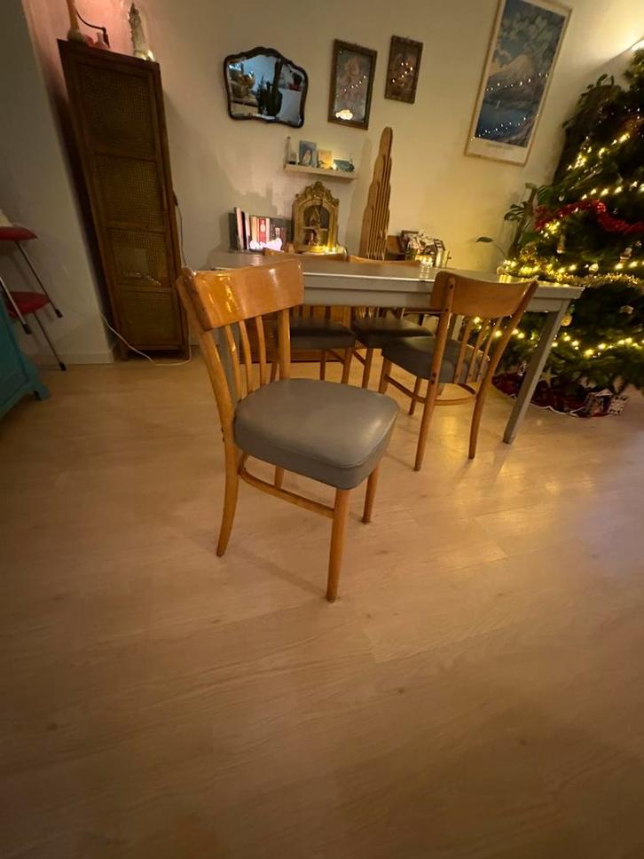 Mooie vintage stoelen, hout en leer, Huis en Inrichting, Barkrukken, Zo goed als nieuw, 60 tot 90 cm, Hout, 2 krukken, Ophalen