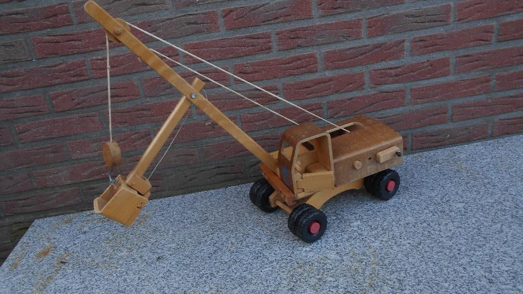 houten kraan graafmachine hout Fröbel Werdau VERO DDR, Antiek en Kunst, Ophalen of Verzenden