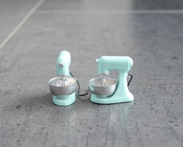 Staande mixer met kom keuken miniatuur nieuw 1:12 Turquoise beschikbaar voor biedingen