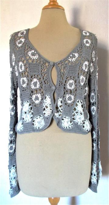 Grijs/wit gehaakt Ibiza/hippie/boho vestje van Didi! 40 beschikbaar voor biedingen