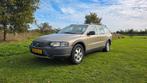 Volvo XC70 2.5 T AWD Geartronic 2003 Beige LPG, 1800 kg, Beige, XC70, Stationwagon