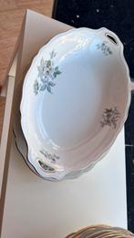 Vintage schalen en soep borden. Met gouden randje., Antiek en Kunst, Curiosa en Brocante, Ophalen