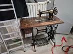 Oude naaimachine Singer met koffer, Ophalen