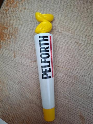 Taphendel Pelforth bier beschikbaar voor biedingen