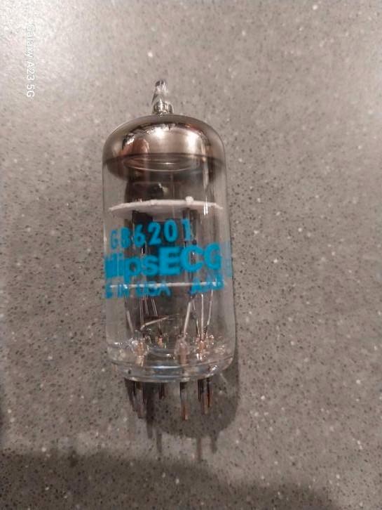 Te koop 2 stuks Philips GB 6201 12AT7 ECC81, Audio, Tv en Foto, Buizenversterkers, Buis of Buizen, Ophalen of Verzenden