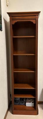 Massief (kersen)houten boekenkast, Huis en Inrichting, Kasten | Boekenkasten, Ophalen of Verzenden