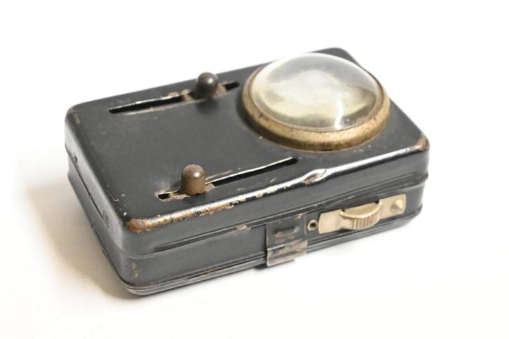 elecardi zaklamp onbekend merk model duits wo2 lamp, Verzamelen, Militaria | Tweede Wereldoorlog, Overige typen, Duitsland, Ophalen of Verzenden