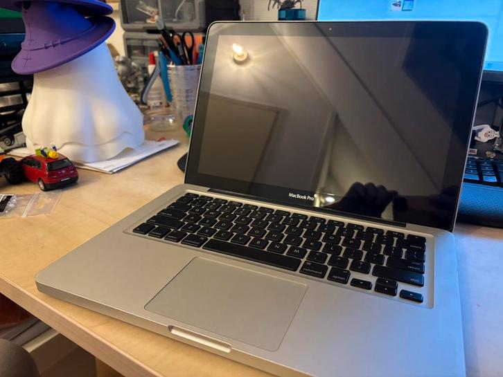 Apple MacBook Pro - 13 inch, Computers en Software, Apple Macbooks, Zo goed als nieuw, MacBook Pro, 13 inch, 2 tot 3 Ghz, 128 GB of minder