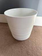 Witte bloempot 19 cm Muskot, Tuin en Terras, Bloempotten, Rond, Binnen, Ophalen of Verzenden, Zo goed als nieuw