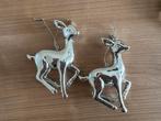 2 zilverkleurige hert hangers, Diversen, Kerst, Ophalen of Verzenden, Zo goed als nieuw