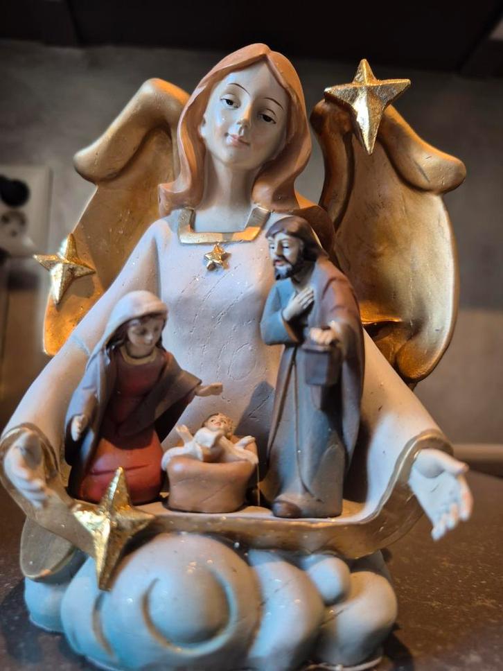 Kerstengel met Kerststal - Polystone - Nieuwstaat!, Diversen, Kerst, Gebruikt, Ophalen of Verzenden