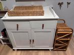 Witte commode x rotan kastje x aankleedkussen, Ophalen, Zo goed als nieuw, Minder dan 50 cm, Minder dan 90 cm