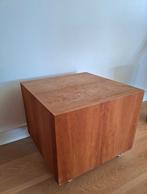 2 mooie massief kersenhouten kubussen, Ophalen, Minder dan 45 cm, Gebruikt, Vierkant