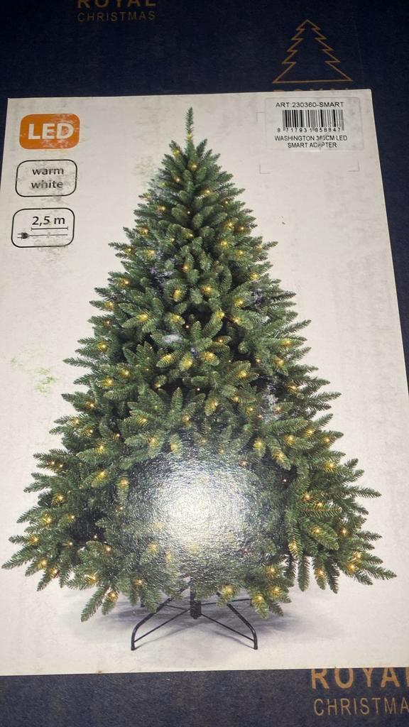 Grote kunstkerstboom met lampjes | 360cm bij 218cm |, Diversen, Kerst, Zo goed als nieuw, Ophalen