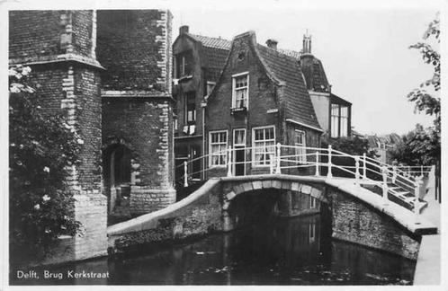 (301-220-041) Delft Brug Kerkstraat, Verzamelen, Ansichtkaarten | Nederland, Zuid-Holland, Verzenden