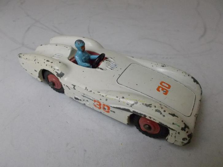 Dinky Toys 237 MERCEDES BENZ RACING CAR +DRIVER 1962 I.g.st., Hobby en Vrije tijd, Modelauto's | 1:43, Zo goed als nieuw, Auto