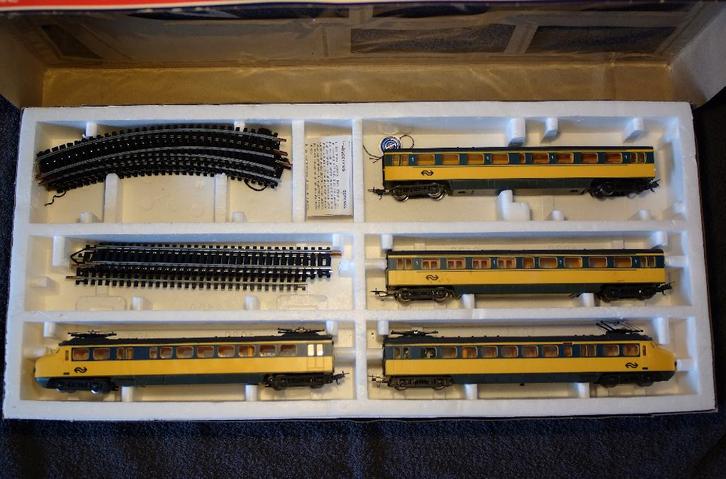Te koop: Lima trains modelspoorlijn de Hondenkop, Hobby en Vrije tijd, Modeltreinen | H0, Zo goed als nieuw, Locomotief, Gelijkstroom