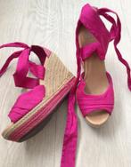 Roze sleehakken maat 42 van UGGS, UGG, Ophalen of Verzenden, Zo goed als nieuw, Schoenen met hoge hakken