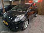 Toyota Yaris 1.3 VVTi Luna/Airco/Parkeersensor achter, Origineel Nederlands, Te koop, 5 stoelen, Benzine