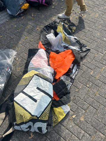 Ozone Edge 5m Kite - Reparaties Nodig beschikbaar voor biedingen