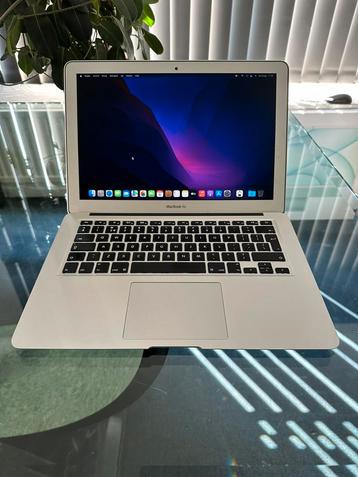 MB Air 2017 i5/8GB Ram/128GB SSD/244 laadcycli beschikbaar voor biedingen