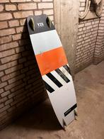 Placebo kitesurf twintip 138x41 (2021) bindings/pads/straps, Ophalen, Gebruikt, Twintip, Kiteboard