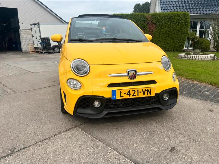 Fiat 500 1.4 T-jet Abarth 595 107KW 2017, Auto's, Fiat, Particulier, Benzine, F, Hatchback, Handgeschakeld, Geïmporteerd, Overige kleuren