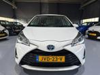 Toyota Yaris 1.5 Hybrid Executive 1e Eigen. | Dealer onderh., Euro 6, 4 cilinders, Met garantie (alle), Wit