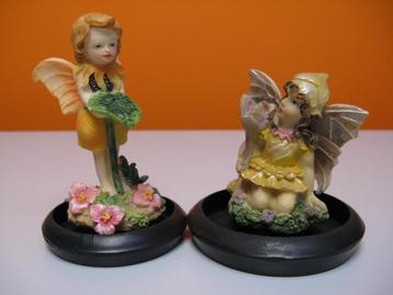 polystone elfjes in vintage glazen kegel stolp beschikbaar voor biedingen