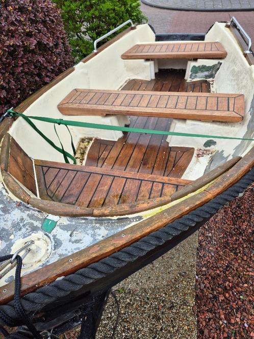 Boot opknapper inclusief trailer., Watersport en Boten, Bootonderdelen, Gebruikt, Overige typen, Motorboot, Ophalen