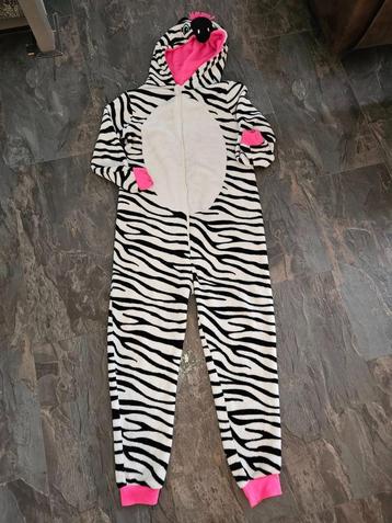mooie onesie maat 164  (c1 beschikbaar voor biedingen