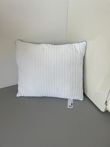 Hoofdkussen nieuw verkoelend 60x50 beschikbaar voor biedingen