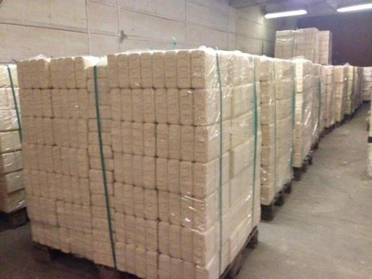 RUF Briketten overvol met gratis aanmaakhout!, Tuin en Terras, Haardhout, Eikenhout, Ophalen