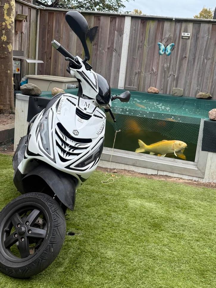 Zip 172cc mansory, Fietsen en Brommers, Scooters | Piaggio, Nieuw, Zip, Maximaal 45 km/u, Tweetakt, Ophalen