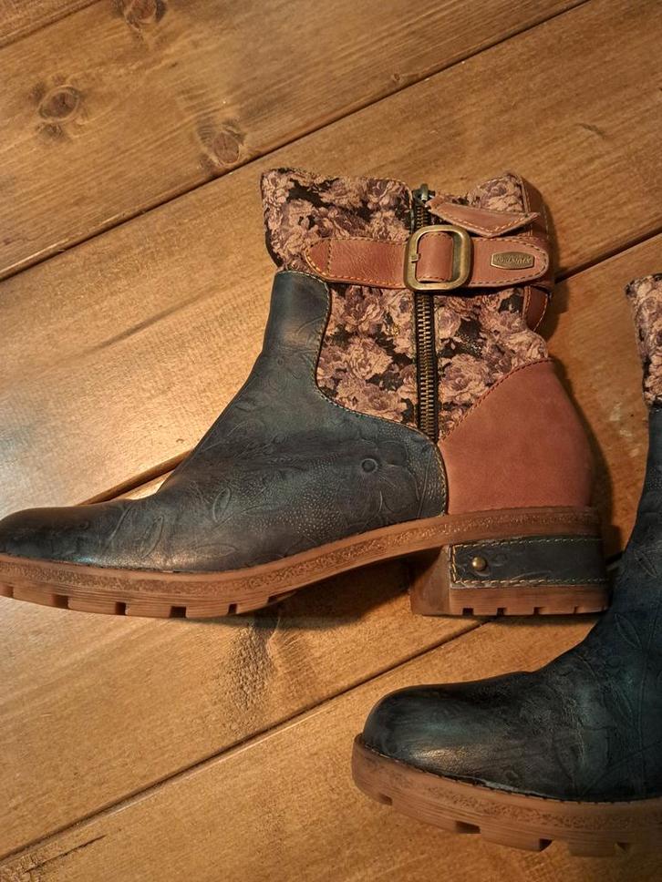 Laura Vita Enkellaarsjes maat 41, Kleding | Dames, Schoenen, Zo goed als nieuw, Lage of Enkellaarzen, Bruin, Ophalen of Verzenden