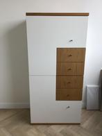 Moderne kast uitgevoerd in wit  en  eiken., Ophalen, Overige materialen, Gebruikt, 50 tot 100 cm