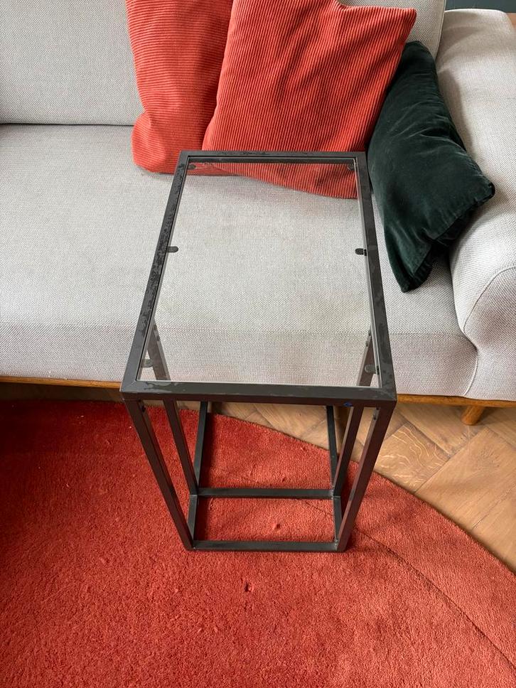 IKEA Bijzettafel Glas, Huis en Inrichting, Tafels | Bijzettafels, Gebruikt, Rechthoekig, 60 cm of meer, Minder dan 55 cm, Glas