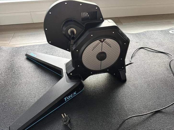 Tacx Flux 2 Smart T2980 + cassette + Wahoo KICKR Trainermat, Sport en Fitness, Wielrennen, Zo goed als nieuw, Overige typen, Ophalen
